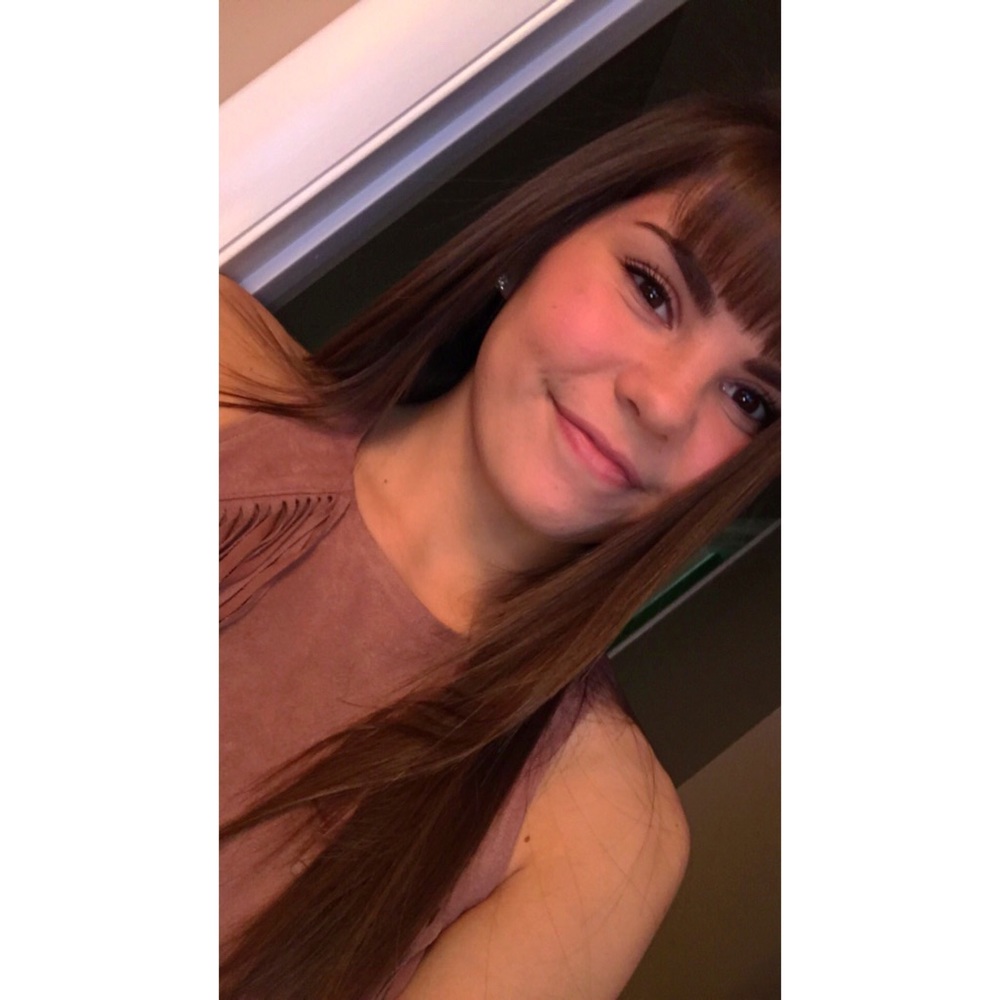 Meet your Posher, Emma